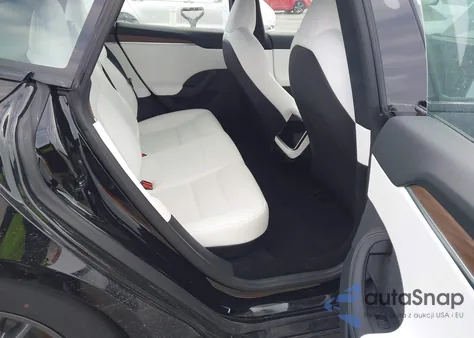 2024 Tesla Model S Long Range z USA, uszkodzony, nr VIN 5YJSA1E54RF538893